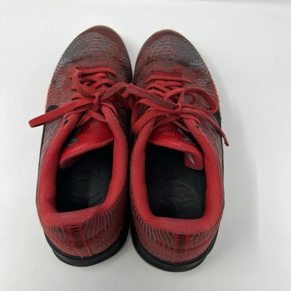 Nike please view